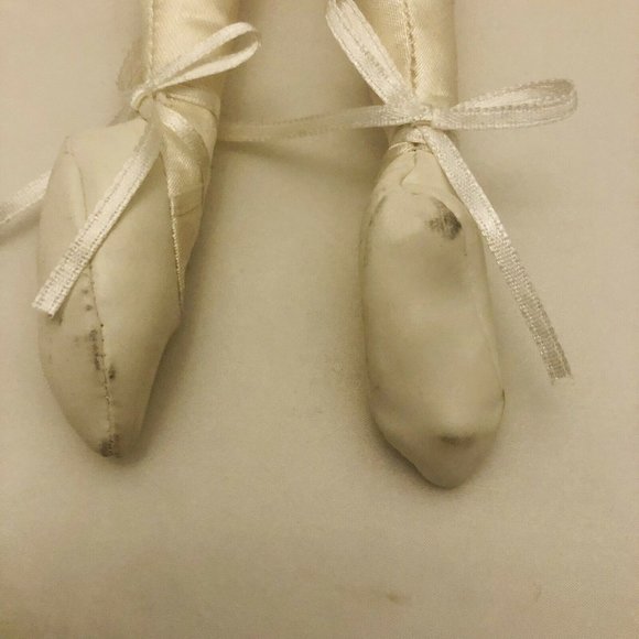 Retired Folkmanis Swan Lake 15” Odette Ballerina Puppet With Tags - Picture 11 of 12
